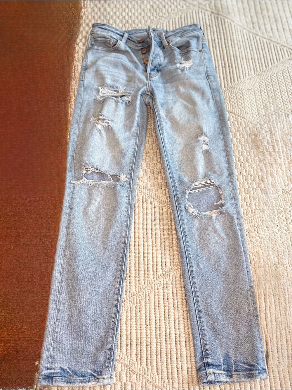 American Eagle High Rise Button Fly Distressed Jeans Light Wash Size 0